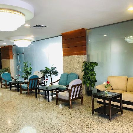 Zodiac Hotel Apartments Fahaheel Kuwait City ภายนอก รูปภาพ