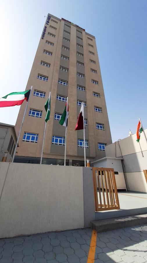 Zodiac Hotel Apartments Fahaheel Kuwait City ภายนอก รูปภาพ
