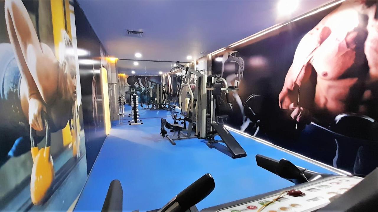 Zodiac Hotel Apartments Fahaheel Kuwait City ภายนอก รูปภาพ