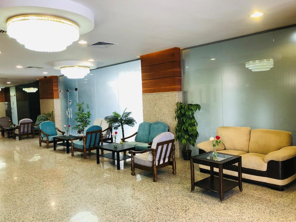Zodiac Hotel Apartments Fahaheel Kuwait City ภายนอก รูปภาพ