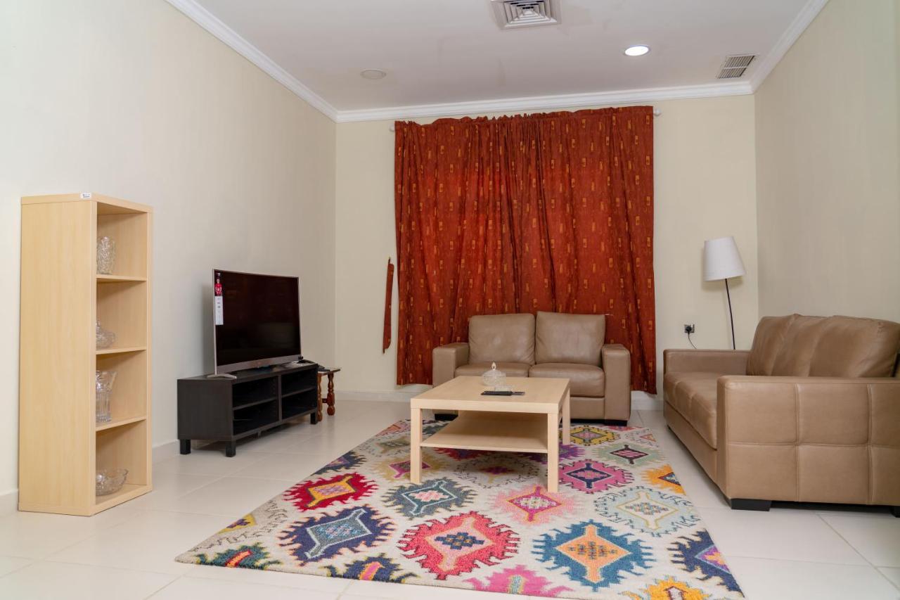 Zodiac Hotel Apartments Fahaheel Kuwait City ภายนอก รูปภาพ