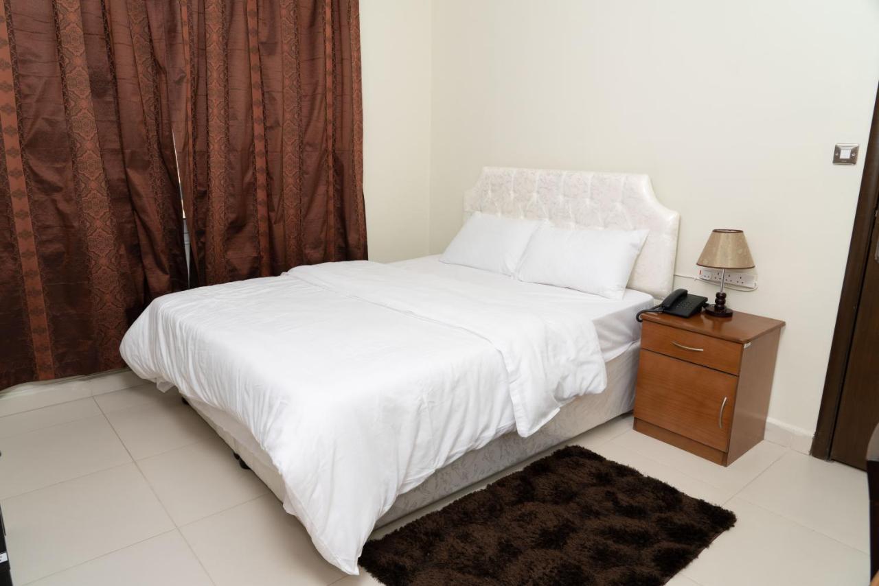 Zodiac Hotel Apartments Fahaheel Kuwait City ภายนอก รูปภาพ