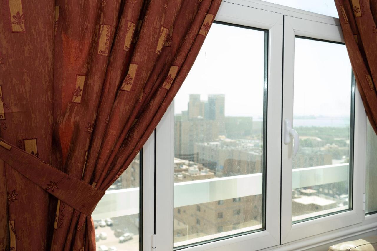 Zodiac Hotel Apartments Fahaheel Kuwait City ภายนอก รูปภาพ